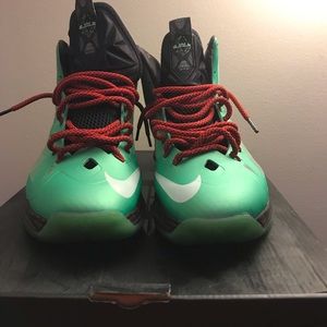 Nike LeBron 10 Cutting Jade